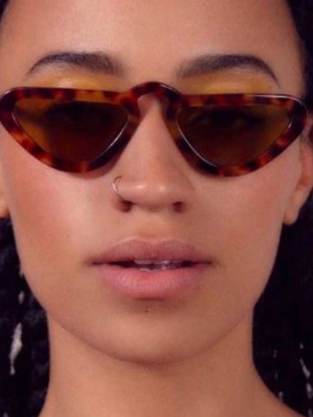 MAN REPELLER Uni-Brow Sunglasses Brown Tortoise Shell - Picture 2 of 6
